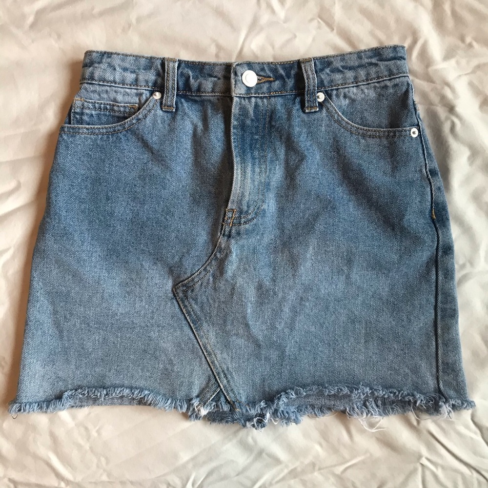 Light wash jean skirt